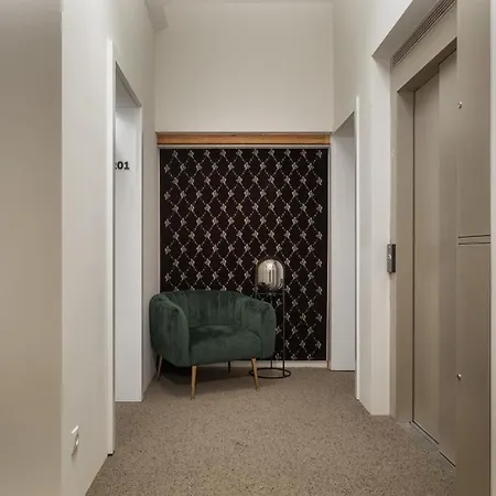 Boutique By Maier - Contactless Check-in *